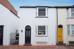 Castle Street - brand new central Brighton townhouse, up to 8 guests